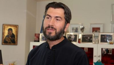 Στην αντεπίθεση ο πατέρας Αντώνιος: Θα πέσετε από τα σύννεφα με ό,τι βγει στο φως