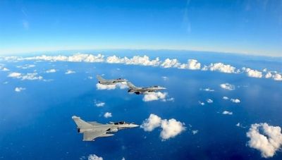 Τα ελληνικά Rafale για πρώτη φορά σε συνεκπαίδευση με αεροσκάφη του Charles De Gaulle