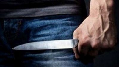 Χανιά: Πήγαν να τον συλλάβουν και τους επιτέθηκε με μαχαίρι, τραυματίζοντας τους