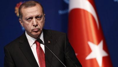 Ερντογάν: Ψέματα, βρισιές και κωλοτούμπες