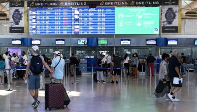 Τουριστική σεζόν: Κλείνει με επιμήκυνση έως και τον Οκτώβριο και έσοδα στα επίπεδα του 2019