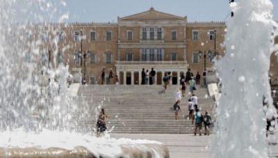 Καιρός: «Aσυνήθιστο κύμα ζέστης την επόμενη εβδομάδα» – Σε ποιες περιοχές θα έχει 30άρια