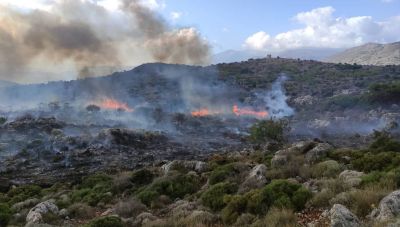 Ξανά πυρκαγιά στην περιοχή της Κέρης στο Μαλεβίζι