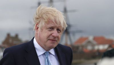 Ο Μπόρις Τζόνσον επιστρέφει από την Καραϊβική για να γίνει πρωθυπουργός