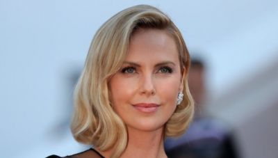 Η Σαρλίζ Θερόν επικεντρώνεται στα παιδιά της