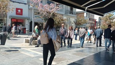 Ηράκλειο: Κορυφώνεται η κίνηση στα καταστήματα  (ΦΩΤΟ)
