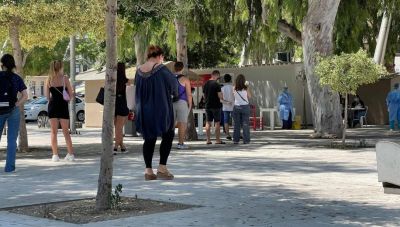 Τι έδειξαν τα rapid tests στην Ελλάδα - Η δειγματοληψία στο Ηράκλειο Κρήτης