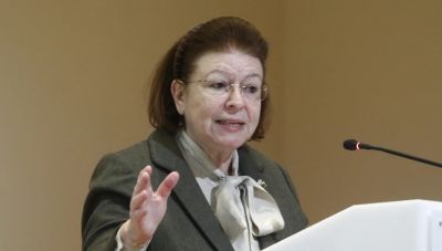 Άγνωστοι άνοιξαν fake λογαριασμό με το όνομα της Μενδώνη-Έρευνα από τη Δίωξη Ηλεκτρονικού Εγκλήματος