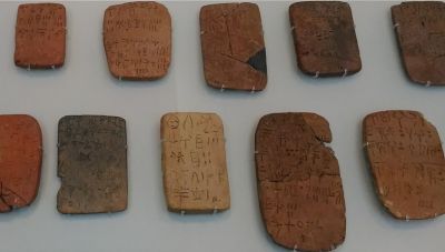 Σημαντική ανακάλυψη: Νέα έρευνα πάει την Μινωική γραφή 500 χρόνια πίσω