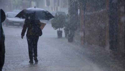 Καιρός: Βροχές και καταιγίδες την Κυριακή – Η πρόβλεψη για την Πρωτομαγιά