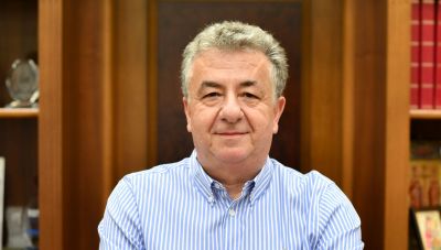 Στ. Αρναουτάκης: «Οι υγειονομικοί μας γίνονται δρομείς στον αγώνα του ανθρωπισμού και της αλληλεγγύης»