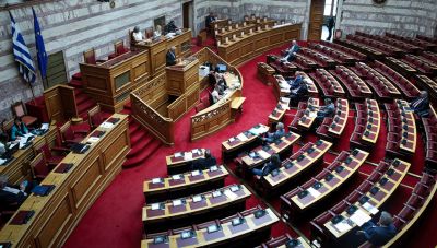 Κατατέθηκε η τροπολογία για το μπλόκο στο κόμμα Κασιδιάρη-Τι προβλέπει