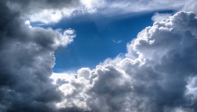 Βροχερή και συννεφιασμένη η Κυριακή των Βαΐων-Πού θα εκδηλωθούν καταιγίδες