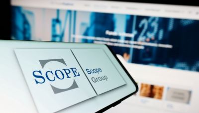 Scope Ratings: Αναβαθμίζει τις προβλέψεις για την ανάπτυξη στην Ελλάδα