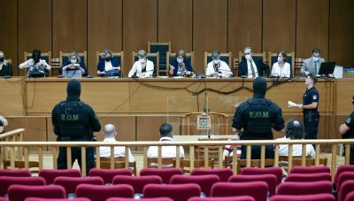 Δίκη Χρυσής Αυγής: Βίαια προσαγωγή της συντρόφου του Π. Φύσσα έχει διατάξει το δικαστήριο