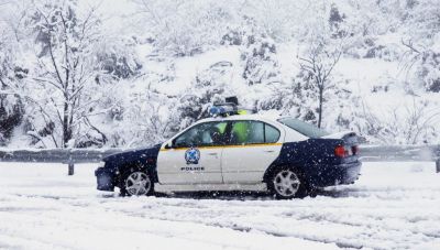 Κακοκαιρία «Μπάρμπαρα»: Κυκλοφοριακά προβλήματα σε Αχαΐα και Αιτωλοακαρνανία λόγω χιονιού και παγετού