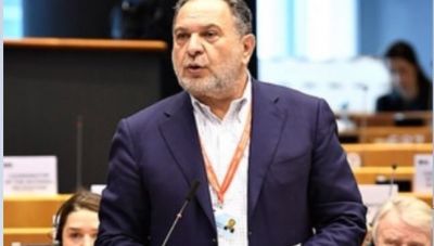 Στις Βρυξέλλες ο πρόεδρος της ΠΕΔ Κρήτης για τη Σύνοδο της Ολομέλειας της Επιτροπής Περιφερειών