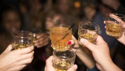 Ηράκλειο: Στο νοσοκομείο ανήλικη μετά από κατανάλωση μεγάλης ποσότητας αλκοόλ