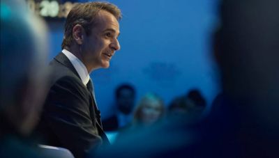 Μητσοτάκης: Μπαράζ τετ-α-τετ με υποψήφιους επενδυτές στον Νταβός