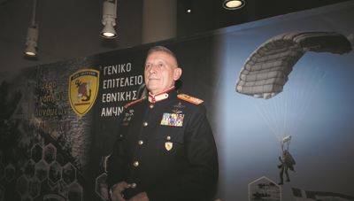 Κυβερνητικό δίχτυ προστασίας στον Φλώρο