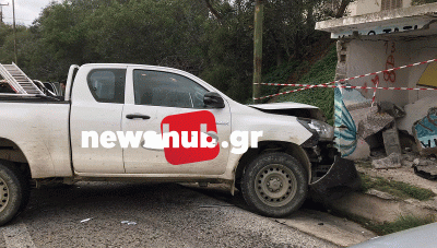 Κρήτη: Ένα 4Χ4 έπεσε πάνω σε στάση λεωφορείου! (φωτο)