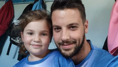 Σε μοναστήρι έκανε το μνημόσυνο της κόρης του Τζωρτζίνας ο Μάνος Δασκαλάκης