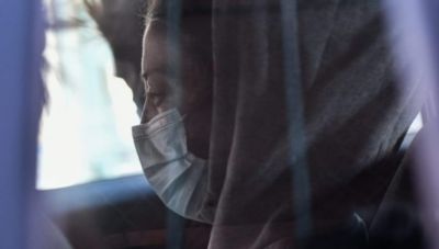 Ξεκίνησε απεργία πείνας η μητέρα της 12χρονης που έπεσε θύμα βιασμών στα Σεπόλια