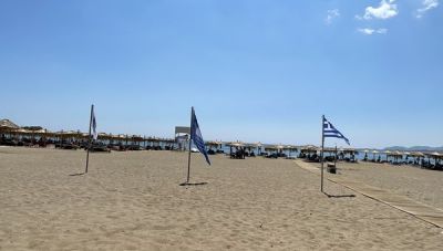 Αναρτήθηκαν οι Γαλάζιες Σημαίες σε παραλίες του Δήμου Καντάνου-Σελίνου