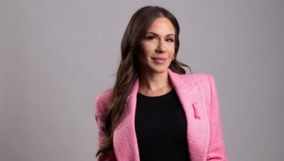 Ελ. Βατσινά: Μια οικογενειακή φωτογραφία και η σύγχρονη Μητέρα