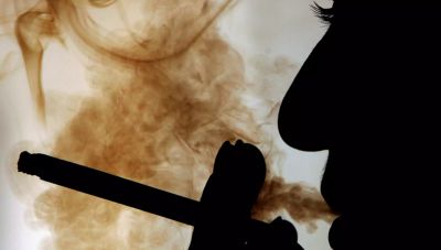 ΕΛΣΤΑΤ: Υπέρβαροι, καπνιστές και με προβλήματα υγείας οι Έλληνες