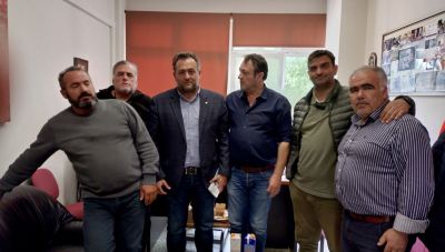 Ο Χρήστος Στρατάκης με τη Διοίκηση του Εργατικού Κέντρου Ηρακλείου 