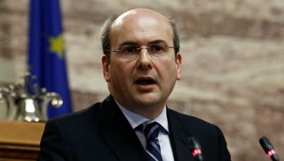 Χατζηδάκης για κατώτατο μισθό: Δεν θα έχει μπροστά το «8»