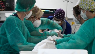 Κορωνοϊός: Ακόμα 75 θάνατοι - Μείωση του ιικού φορτίου και στο Ηράκλειο Κρήτης