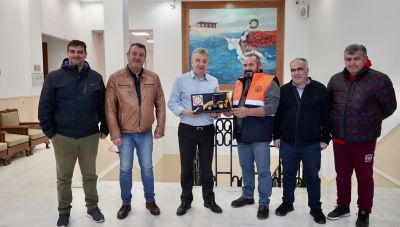 Περιφέρεια Κρήτης: Συνάντηση με το Σωματείο χειριστών μηχανημάτων έργου και το ΕΚΗ