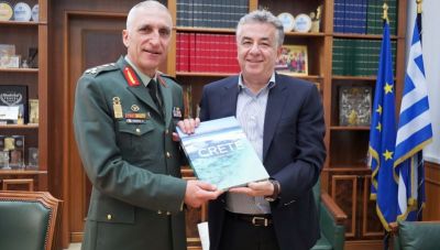 Στον Περιφερειάρχη Κρήτης ο Γενικός Επιθεωρητής Στρατού