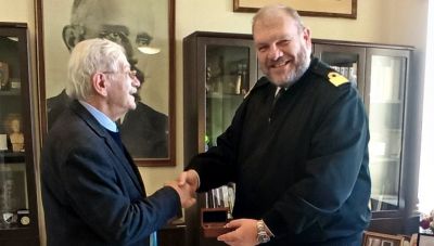 Επίσκεψη στο Εθνικό Ίδρυμα «Ελευθέριος Κ. Βενιζέλος» του νέου διοικητή του Κέντρου Ναυτικής Αποτροπής