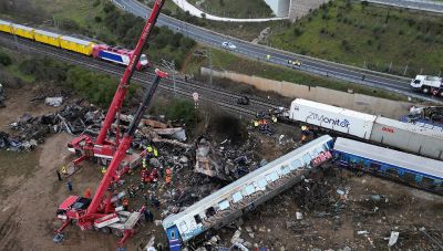 Ολοκληρώνονται οι έρευνες στα Τέμπη-Παραδίδονται οι σοροί στις οικογένειες