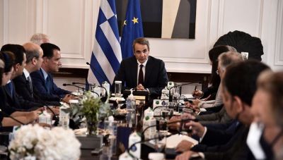 Υπουργικό συμβούλιο για την τραγωδία και συνάντηση Μητσοτάκη-Σακελλαροπούλου