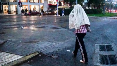 Σφοδρή καταιγίδα έπληξε την Αττική - Δείτε live την εξέλιξη του καιρού