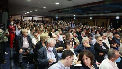 Ώρα μηδέν στο ΣΥΡΙΖΑ: Αποχώρηση της 