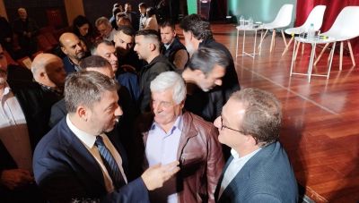«Βολή στο κέντρο» - O Πρόεδρος και...ο Πρόεδρος: μία αμοιβαία εκτίμηση που δεν κρύβεται!