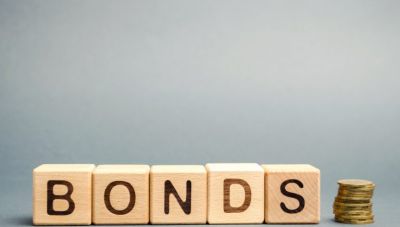 Ομόλογα: Ξένοι επενδυτές και νοικοκυριά καλύπτουν το κενό της ΕΚΤ
