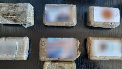 Ηράκλειο: Με χειροπέδες 4 νεαροί για πάνω από 650 γραμμάρια κάνναβης σε μορφή πάστας