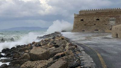 Το Κεντρικό Λιμεναρχείο προειδοποιεί για ανέμους μέχρι 8 μποφόρ την Παρασκευή