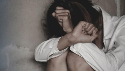 Σοκ στη Λαμία: Χτυπούσε τα παιδιά του και τα άφηνε νηστικά - Απείλησε με καραμπίνα τον μεγάλο γιο