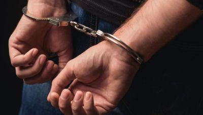 Νέο Ηράκλειο - Συνελήφθη 48χρονος: Εκκρεμούσε σε βάρος του  ένταλμα σύλληψης για απόπειρα ανθρωποκτονίας