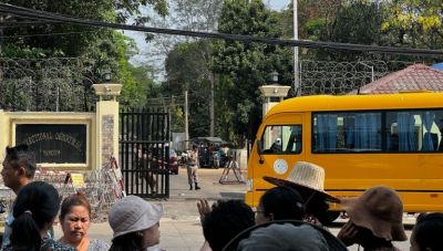 Μιανμάρ: Σε κατ' οίκον περιορισμό η Αούνγκ Σαν Σου Τσι