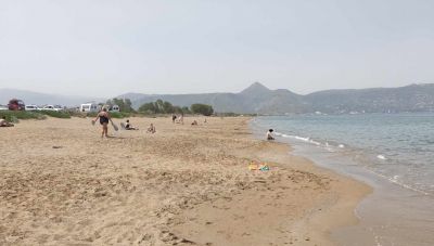 Στις παραλίες σήμερα οι Κρητικοί με τον υδράργυρο στους 31°C   - Ρεκόρ θερμοκρασιών στην Κρήτη