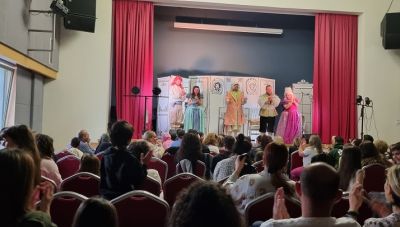 «Ο Κατά φαντασίαν ασθενής» στο  Δημαρχείο των Πεζών