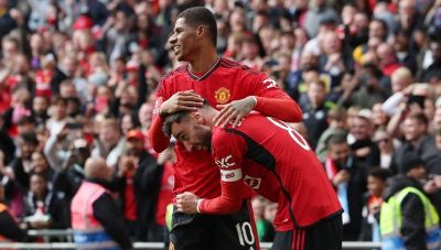 Γλίτωσε στα πέναλτι το «κάζο» η Μάντσεστερ Γιουνάιτεντ